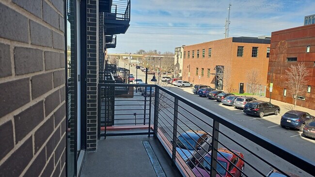 Building Photo - 110 N Boston Ave