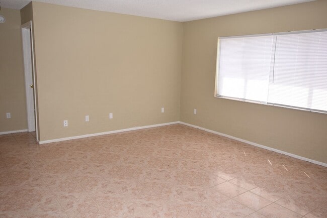 Building Photo - 3173 Split Willow Dr