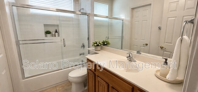 Building Photo - 1085 Crystal Springs Dr