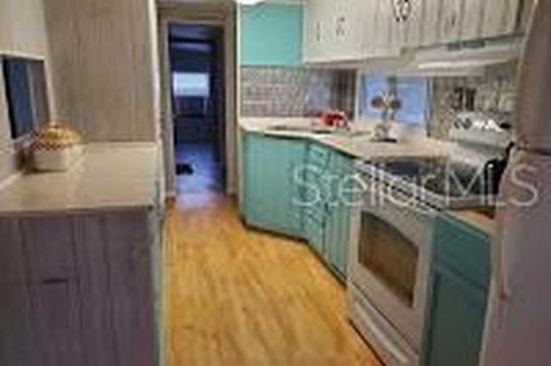 Building Photo - 2051 Orange Dr