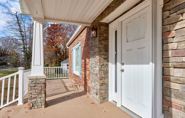 Building Photo - 1037 Prigge Rd