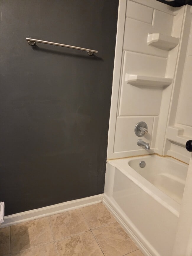 Building Photo - 182 Sequoia Cir