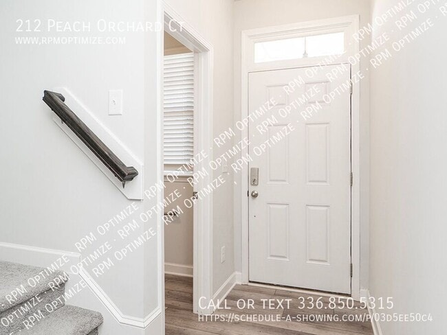 Building Photo - 212 Peach Orch Ct