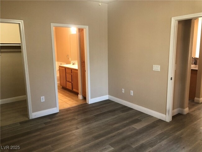 Building Photo - 8777 W Maule Ave