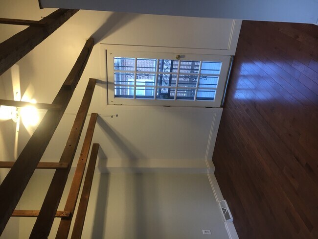 Building Photo - 1607 Rodman St