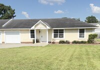 Building Photo - 4060 Northlake Dr