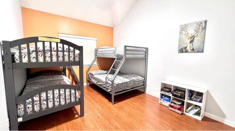 Building Photo - 3332 Heather Glen Dr