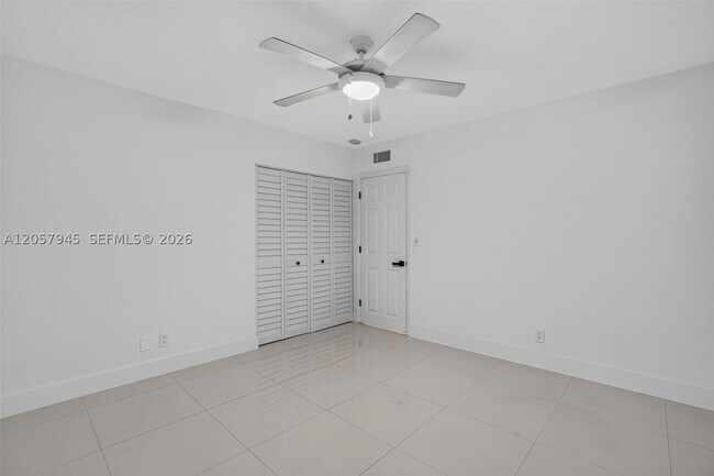 Building Photo - 13707 SW 91st Ct