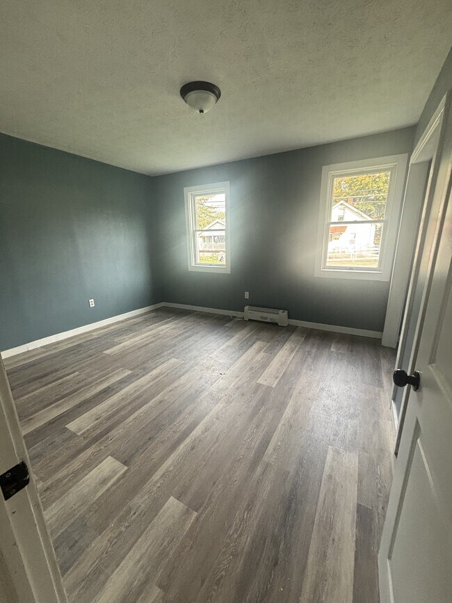 Building Photo - 225 E Bergey St