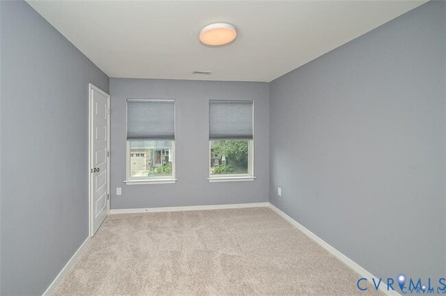 Building Photo - 8090 Manton Ct