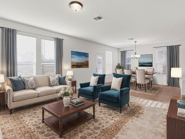 Building Photo - This spacious 4-bed/3-bath two-story rental is a gem waiting for you!