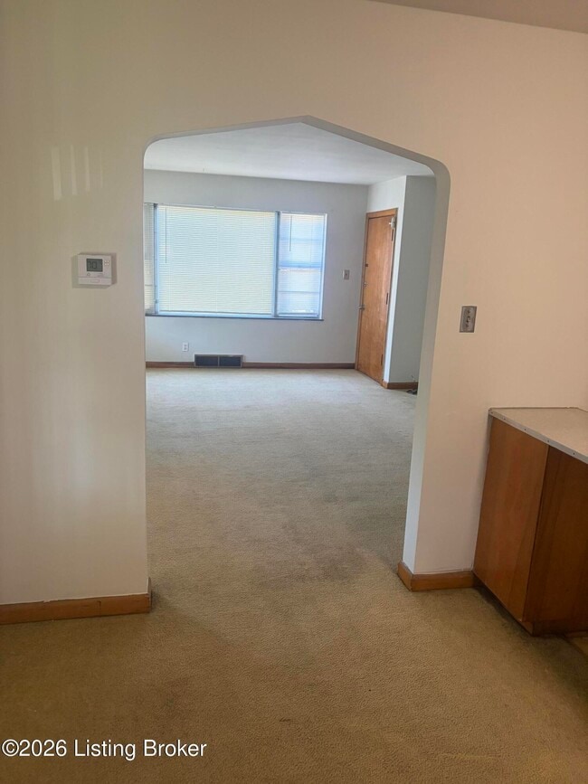 Building Photo - 218 W Florence Ave