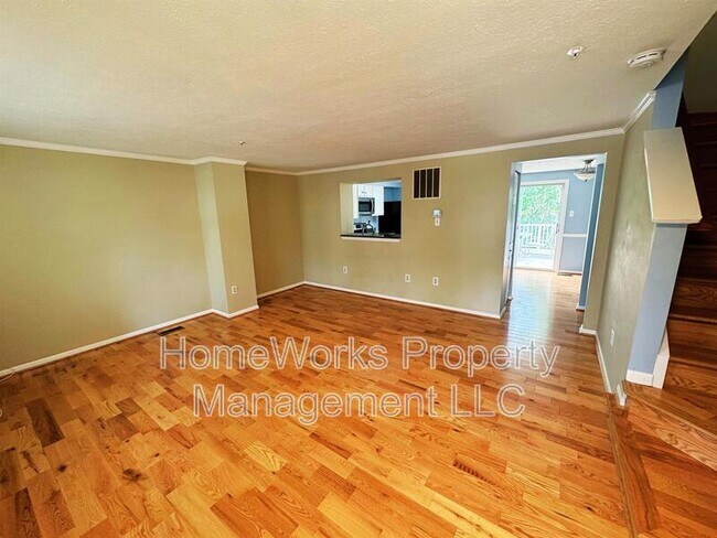 Building Photo - 1232 Seminole Dr