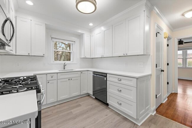 Building Photo - 308 Buttermere Ave