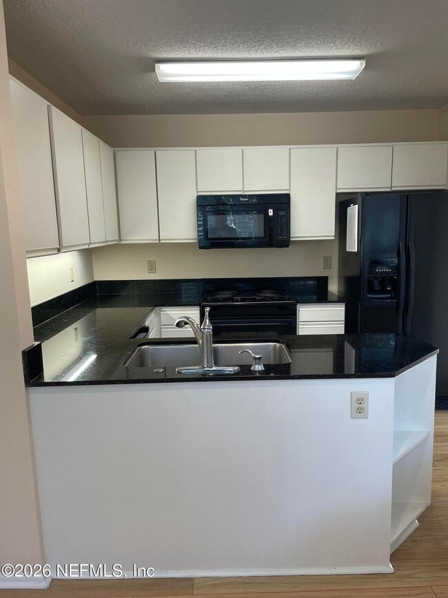 Building Photo - 536 Pelican Key