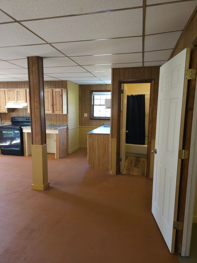 Building Photo - Ruckersville, -1 bedroom/1 bath, Terrace a...