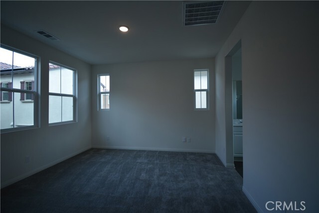 Building Photo - 16171 Paddock Ave