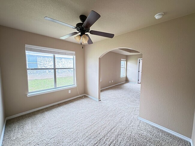 Building Photo - 708 Cody James Dr