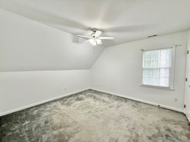 Building Photo - Private 3BD, 2.5BA Home Near Downtown Clayton