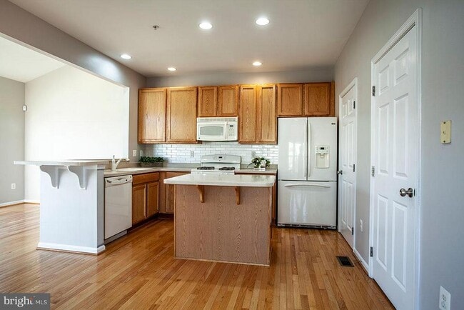 Building Photo - 1603 Durham Way