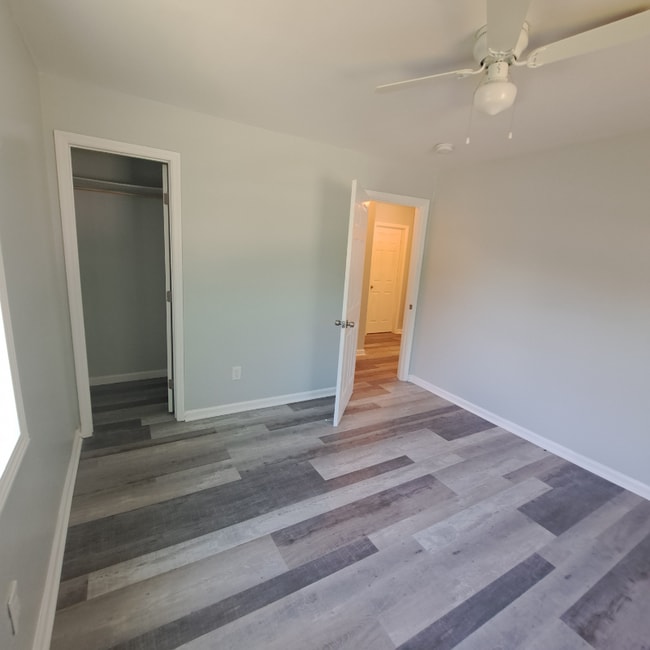 Building Photo - 3433 Sandra Fay Dr