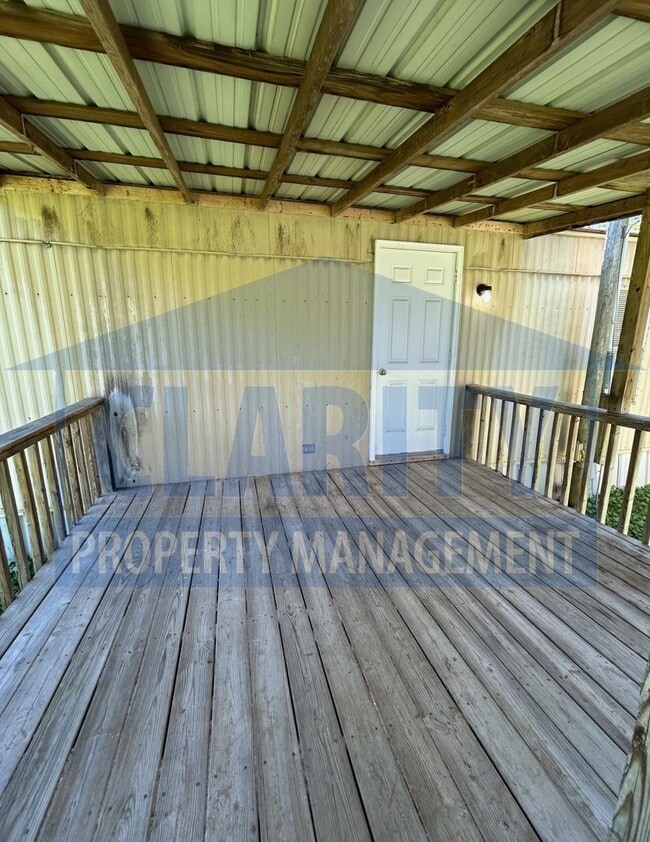 Building Photo - Cozy, two bedroom home!