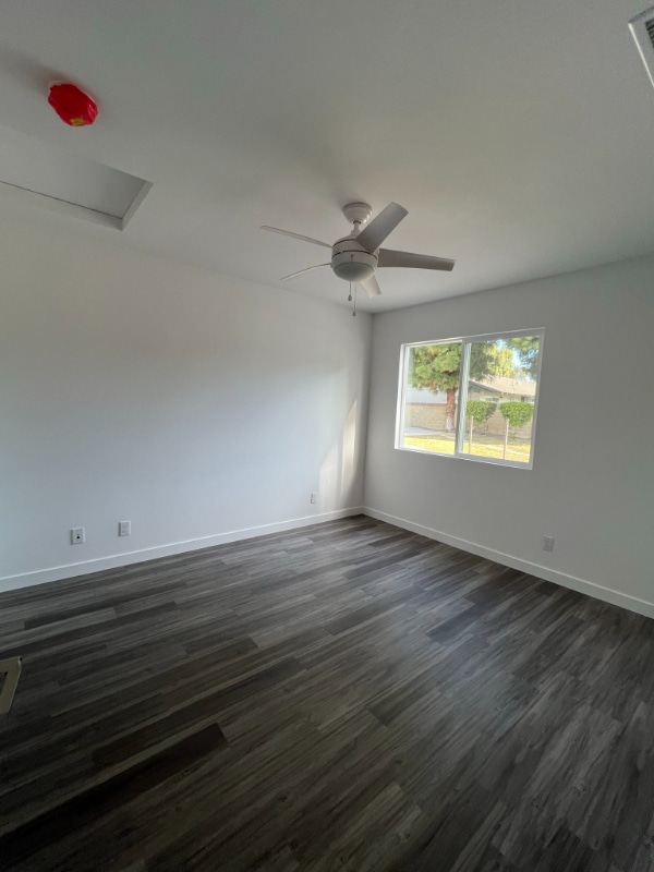 Building Photo - 3143 W Lanerose Dr