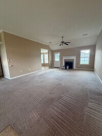 Building Photo - 41 Cedarbrook Pl