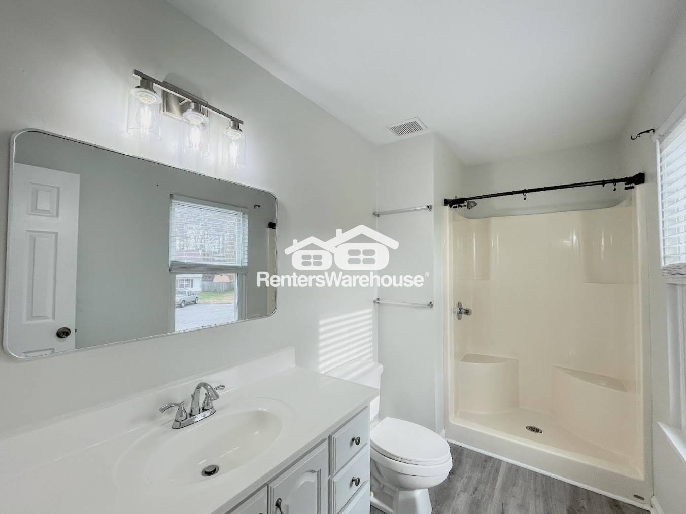 Building Photo - 835 Deer Path Trail