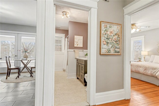 Building Photo - 30 Shepard St