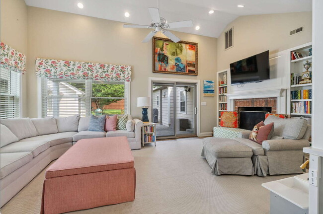 Building Photo - Charming Raleigh Retreat: 4-Bedroom Haven ...