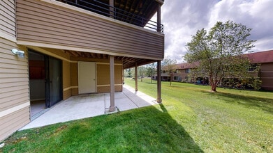 Building Photo - 275 Briarcrest Dr