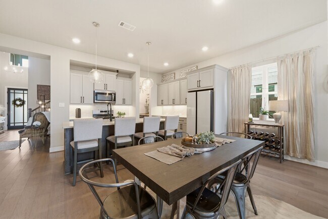 Building Photo - 31839 Grand Orch Ln