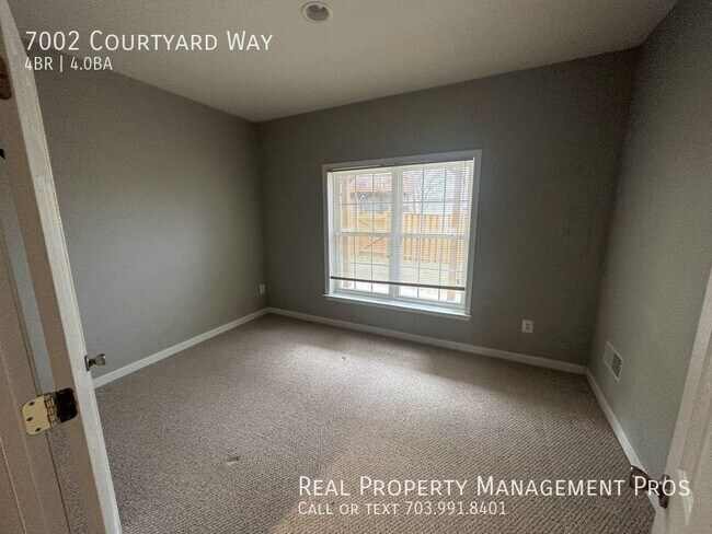 Building Photo - 7002 Courtyard Way