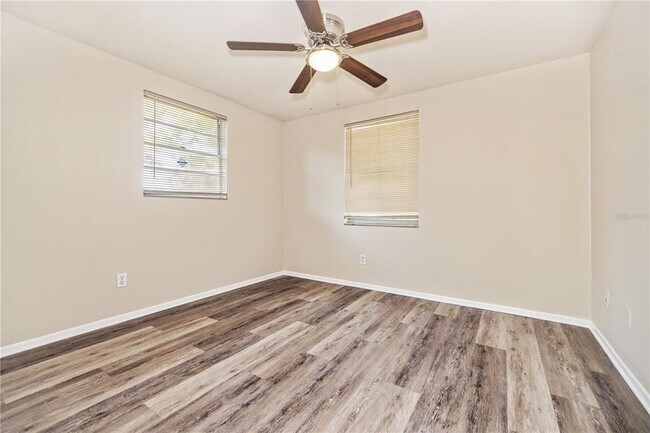 Building Photo - 3631 Anderson Ave