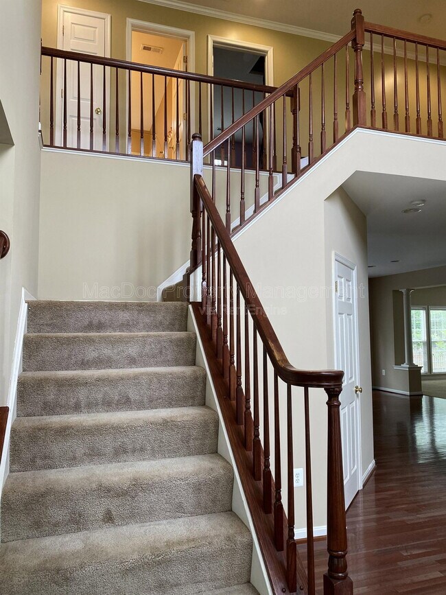 Building Photo - 121 Riggs Rd