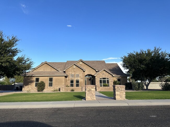 Primary Photo - 2415 51st Ave