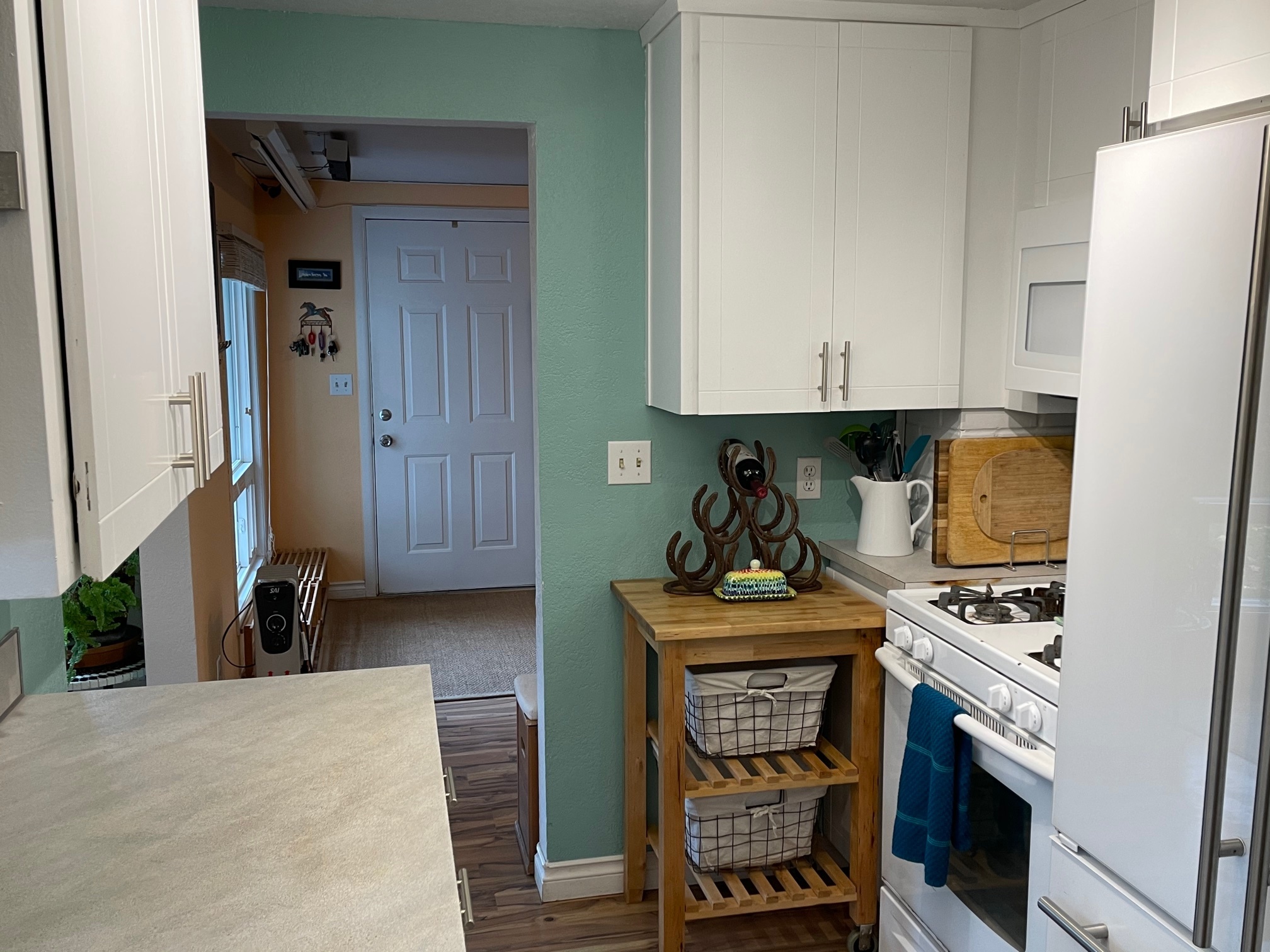 Kitchen - 1904 12th Ave SW