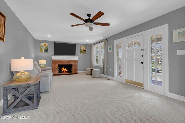 Building Photo - 115 Grassmere Avenue