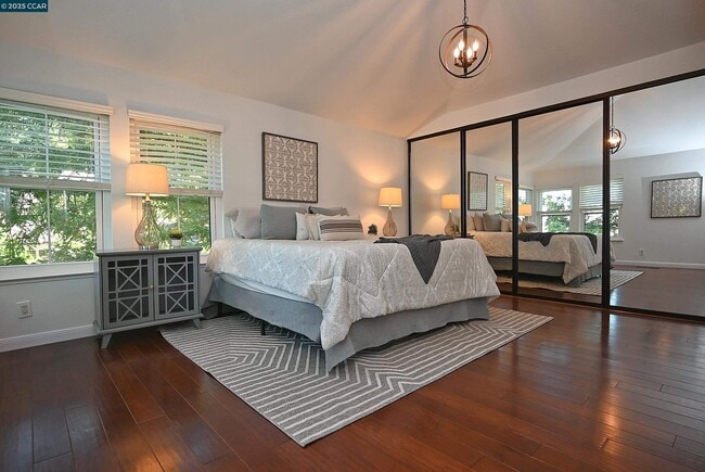 Building Photo - 3279 Mt Diablo Ct