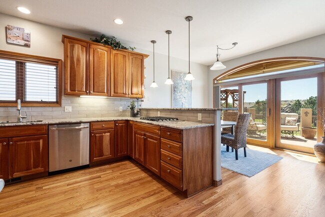 Building Photo - D20 Patio Home on the Golf Course views of...