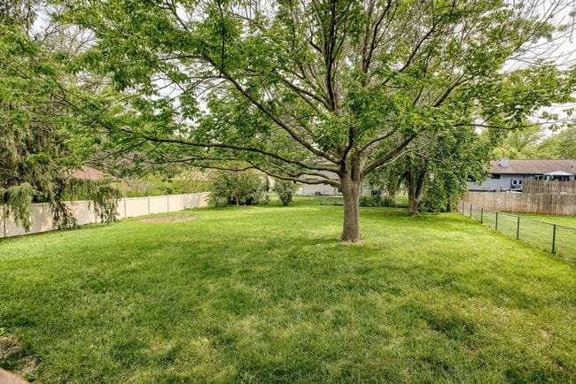 Building Photo - Adorable home in Heart of Papillion