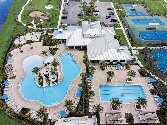 Building Photo - 6262 Goldcoast Ave