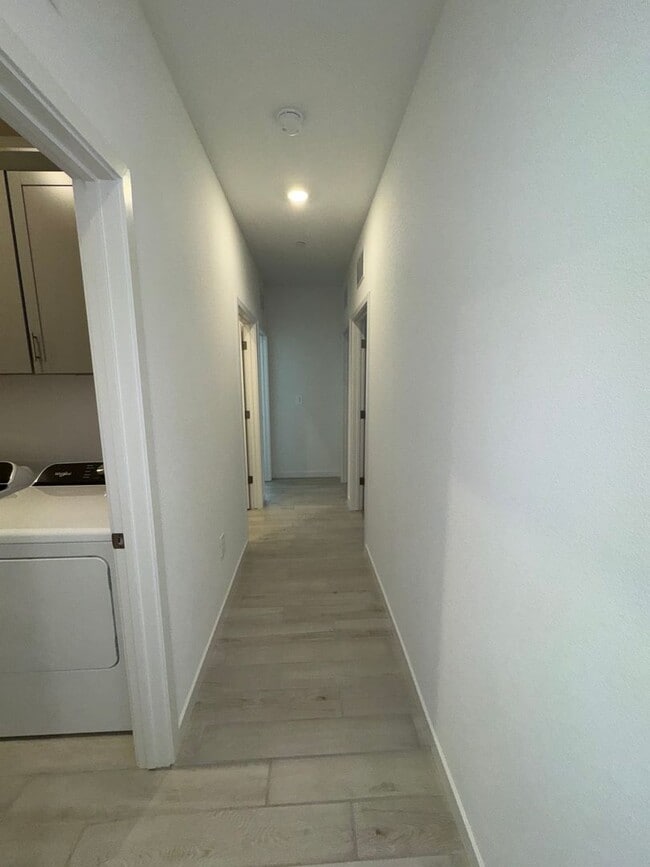 Building Photo - New and Open