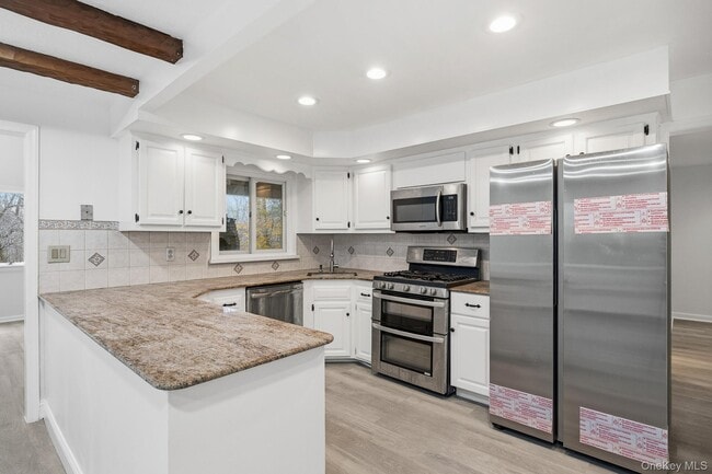 Building Photo - 291 Boulevard