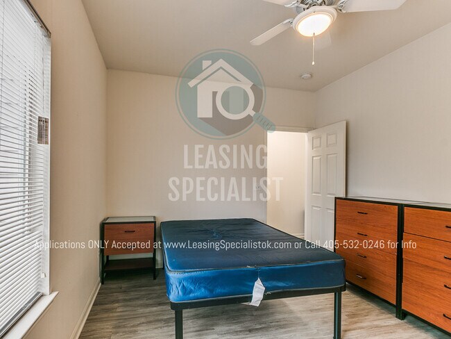 Building Photo - HALF OFF 1ST MONTHS RENT MOVE - IN SPECIAL...