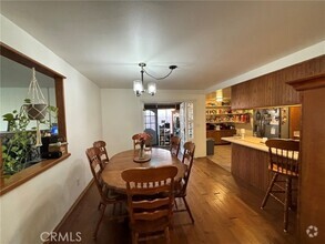 Building Photo - 10975 Endicott Dr