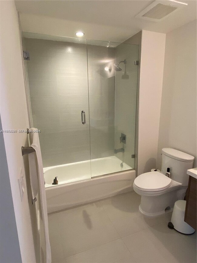 Building Photo - 1010 SW 2nd Ave