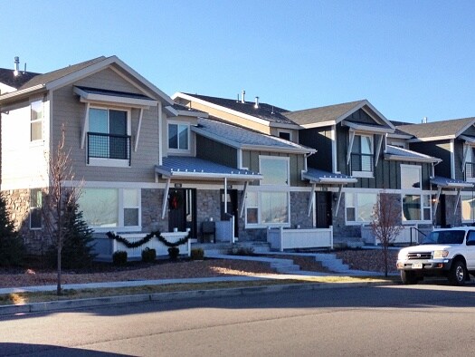 Building Photo - 868 W San Savino Way