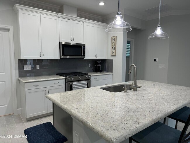 Building Photo - 268 Pop Top Ln